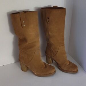 UGG Australia Womens ‘Josie’ Chestnut Convertible Pull on Boots 8M